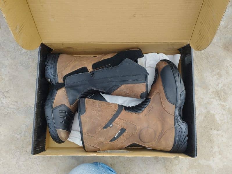 new riding shoes 42 size 3