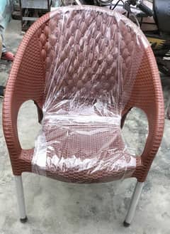 Plastic chair with Iron legs