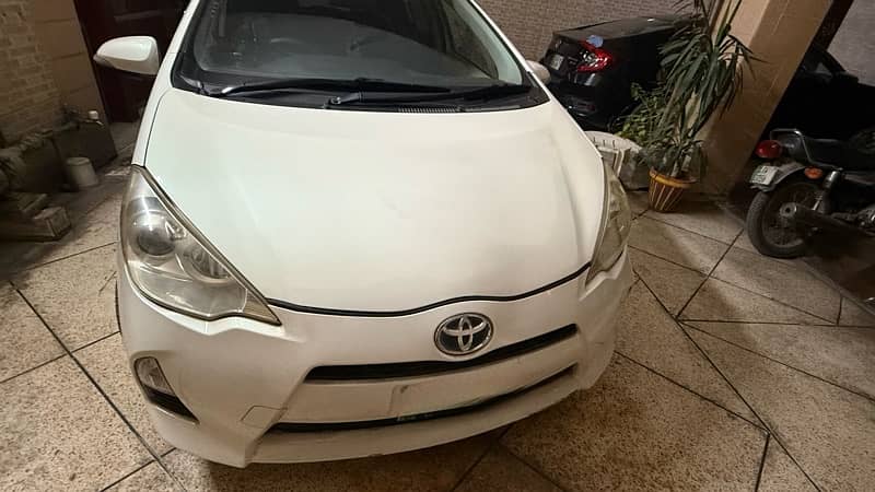 Toyota Aqua L 2013 0