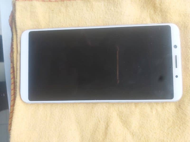 am selling my mobile oppo f5 0