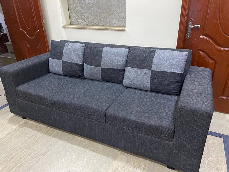 sofa set for sale for urgent delivery 0