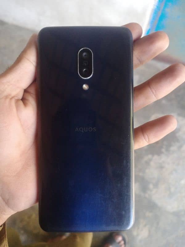 aquos zero 2 non pta 1