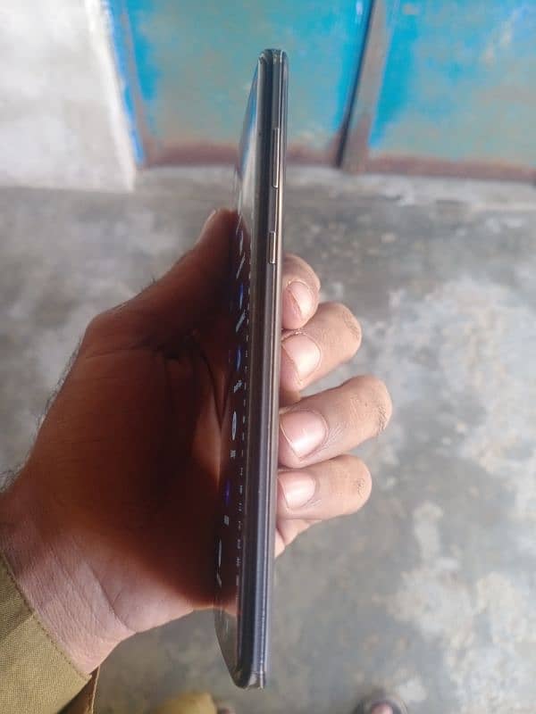 aquos zero 2 non pta 7