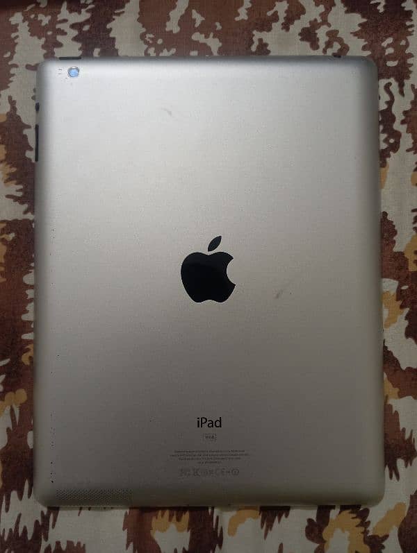 IPad 3 used-16gb variant in grey colour 1