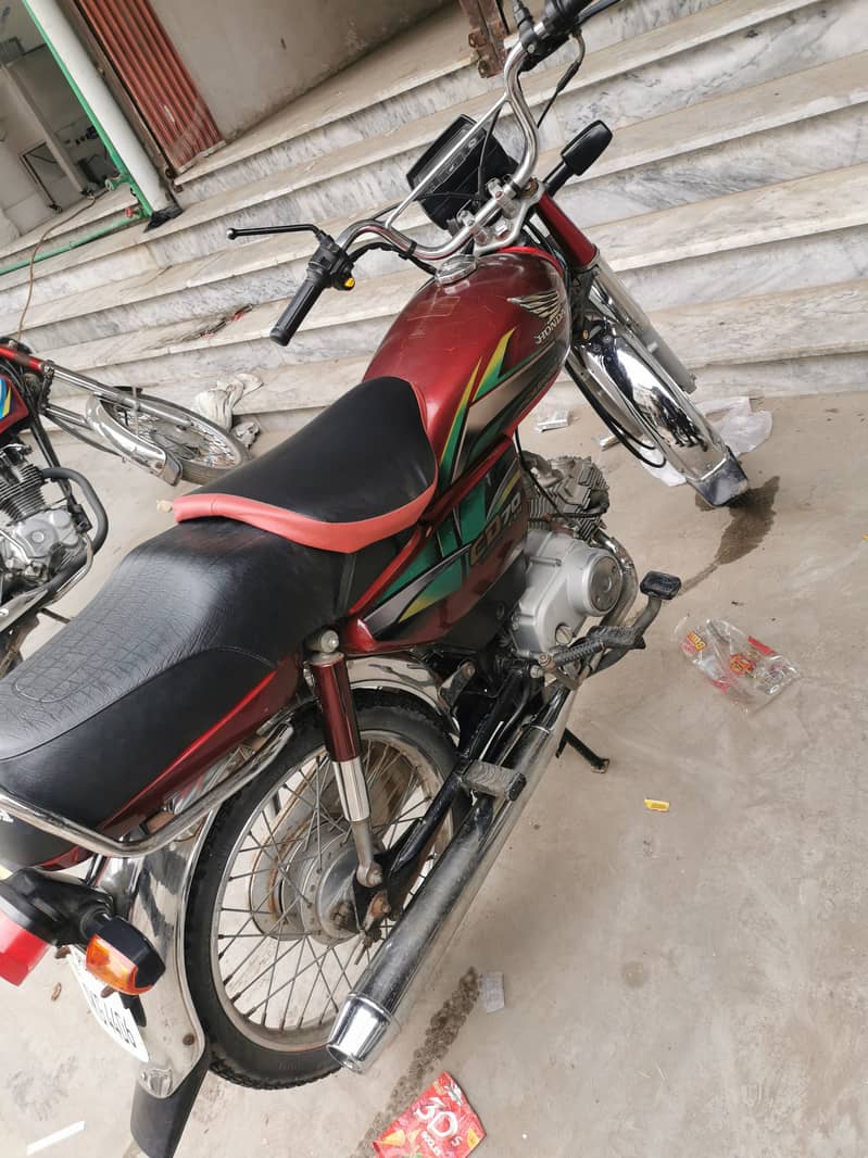 Honda CD 70 3