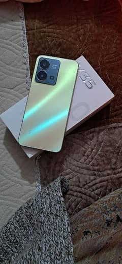 vivo y35