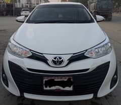 Toyota Yaris ativ 2023 automatic