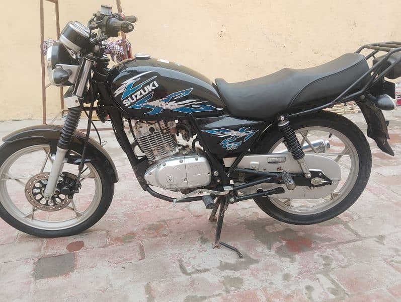 suzuki gs150 se 9/10 condition 5