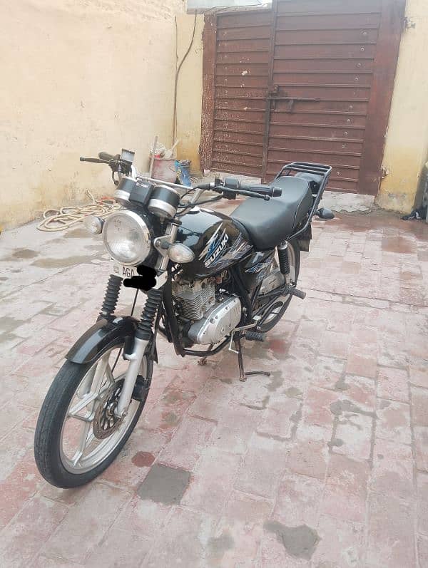 suzuki gs150 se 9/10 condition 8