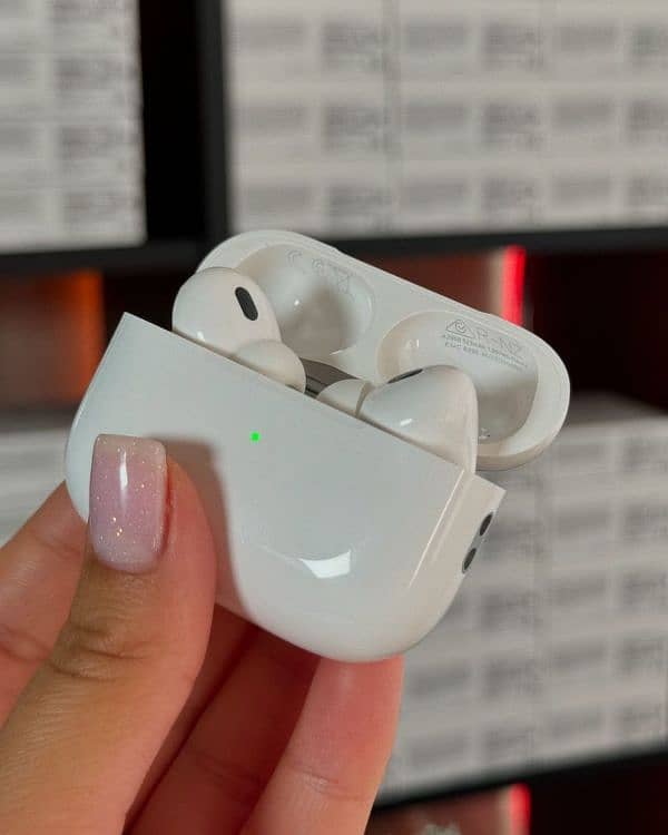 Apple AirPods Pro 2nd Gen ANC ENC 100% Work Type-C Chrging Dubai Model 4