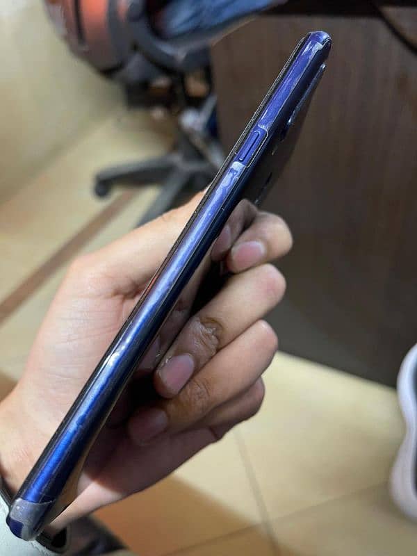 Samsung A20s Blue 4