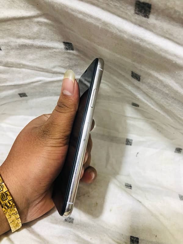 IPHONE X NON PTA 64GB 4