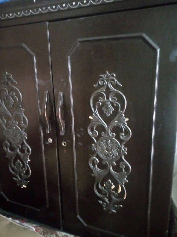 wooden wardrobe 6/4 size 0