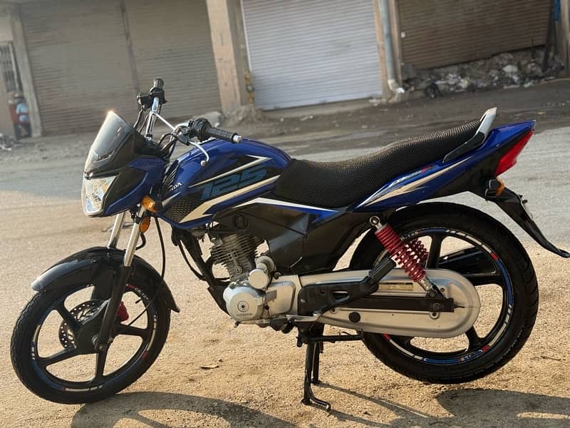 HONDA CB125 F 1