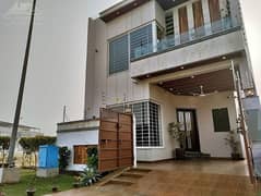 5 MARLA BRAND NEW HOUSE FOR SALE NEAR TO PARK