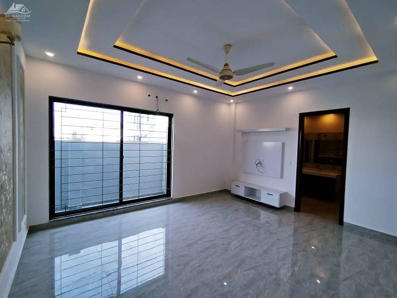 1 Kanal House Rent in Eden City DHA Phase 8 Airport road Lahore. 10