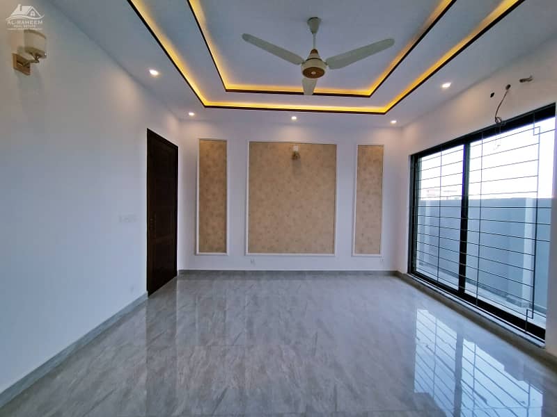 1 Kanal House Rent in Eden City DHA Phase 8 Airport road Lahore. 11