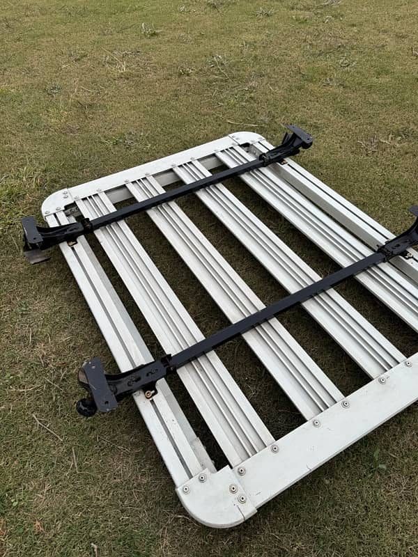 Universal roof rack carrier XL for All SUV just like new no damage 5