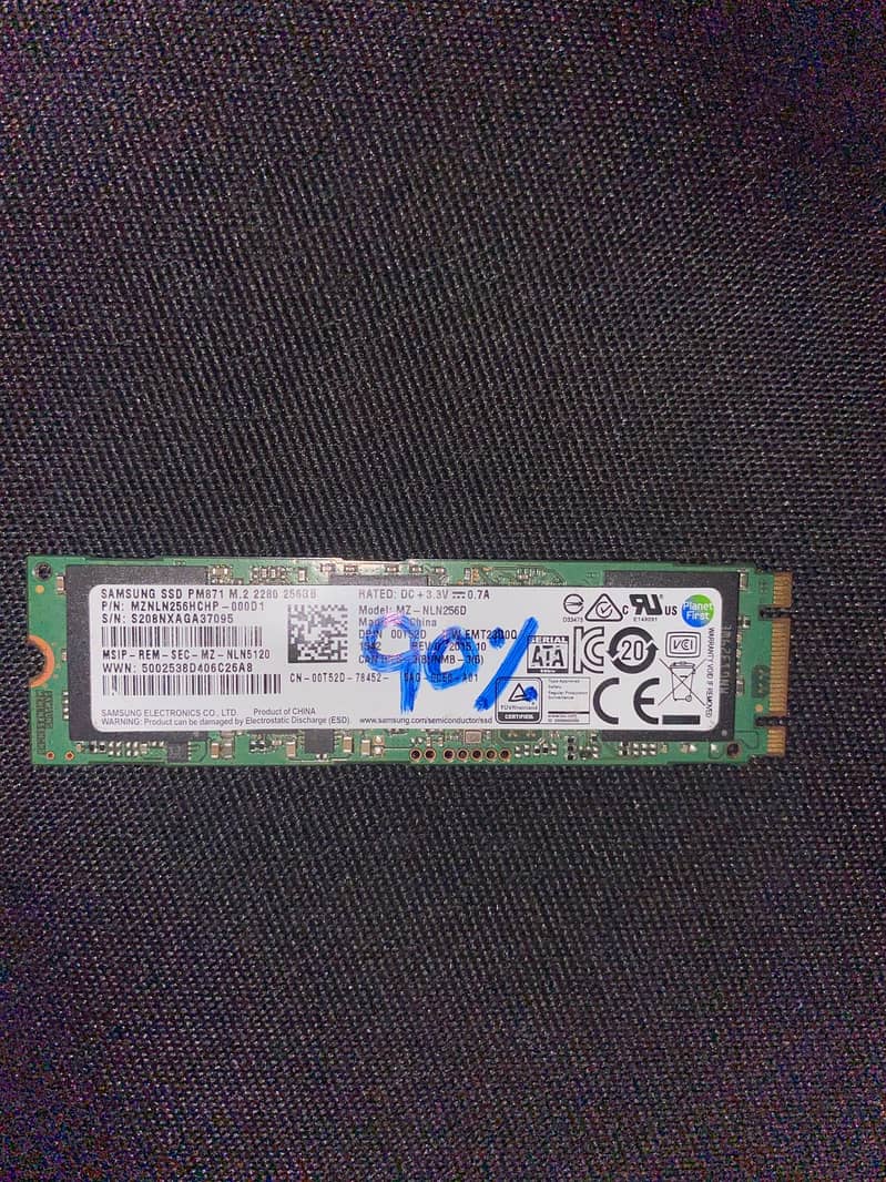 M. 2 SSD (SanDisk, Hikvision and Samsung) 128GB & 256GB 3