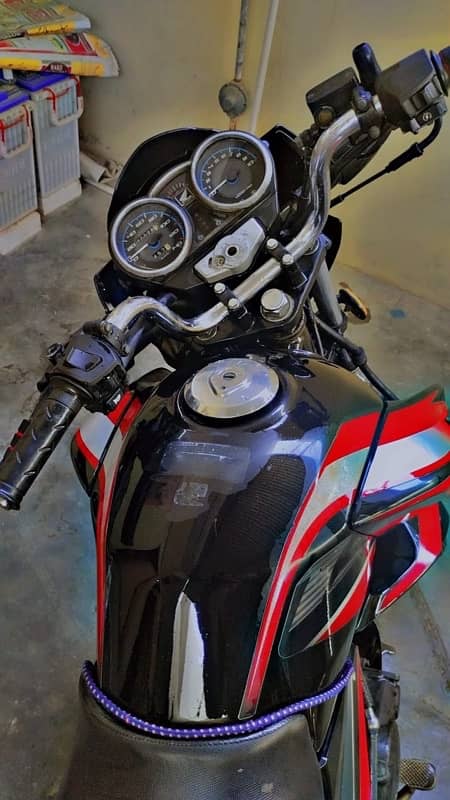 HONDA CB 150F 8