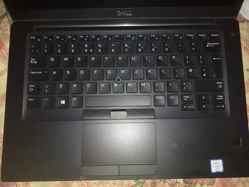 Laptop i7 8 generation 10/10 2