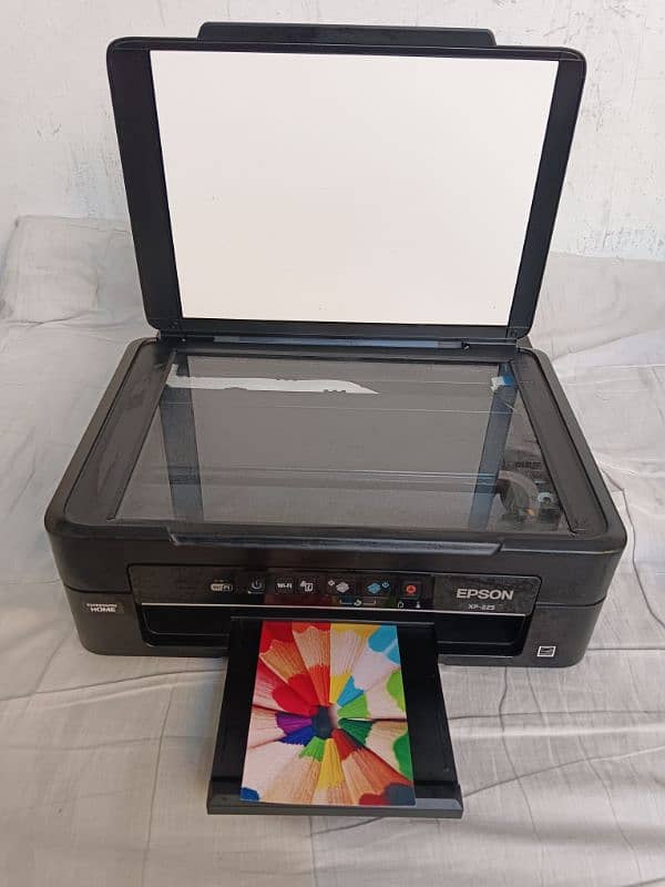 Epson Photo Printer With Wifi and Scanner 1