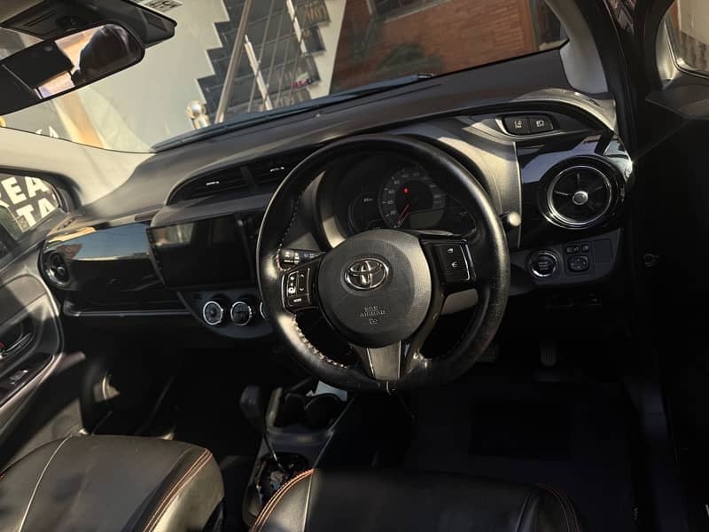 Toyota Vitz 2019 (Full option) 3