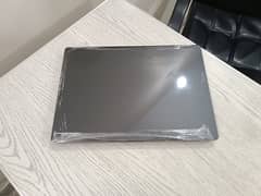 Fujitsu Lifebook U748 core i7 8th gen quadcore 14 inch 1080p ips