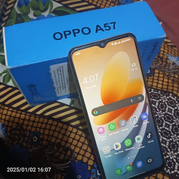 OPPO A57 8,256 0