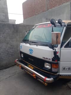 Toyota hiace neat and clean just buy and drive Lahore number ha