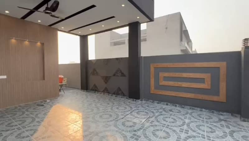 10 Marla Brand New Modern Design House In DHA Phase 7 U Block With 5 Bedrooms &Amp;Amp; Full House Basement Available For Sale 6