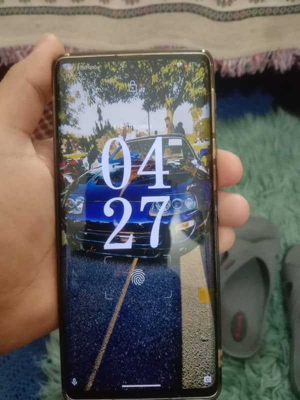 Sharp Aquos R6, non pta 0