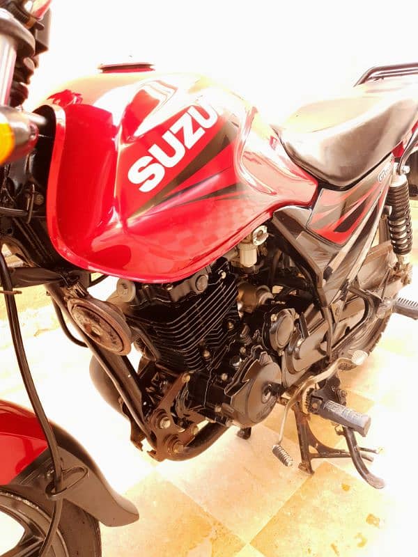 Suzuki GR 150 Thailand 4