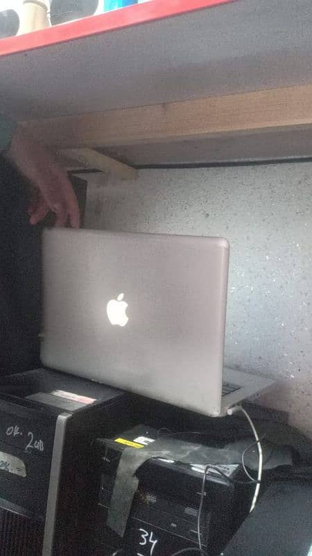 MACBOOK Core 2 du 150gb 4gb ram 2