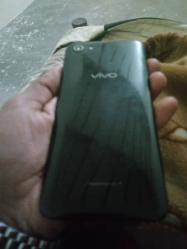 vivo y71 1