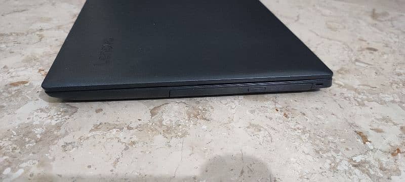 lenovo ci3 7th generation 6