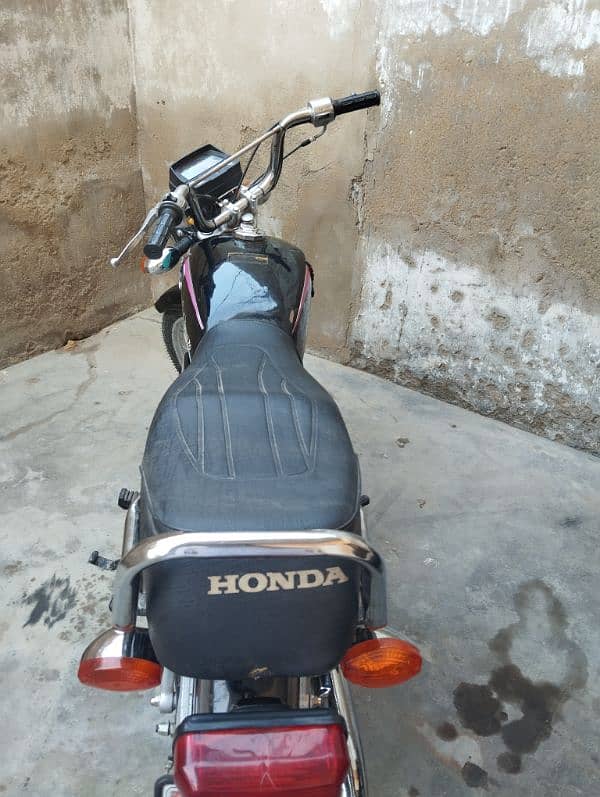 Honda CD 70 2005 4