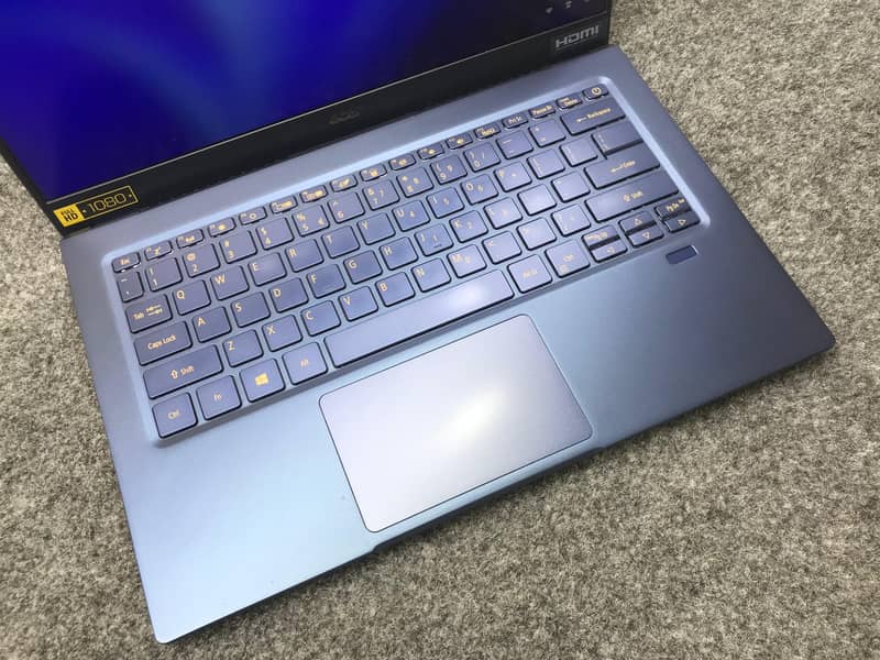 ACER SWIFT TOUCH^SLIM>i5/-10th GEN>8GB-256GB SSD 0