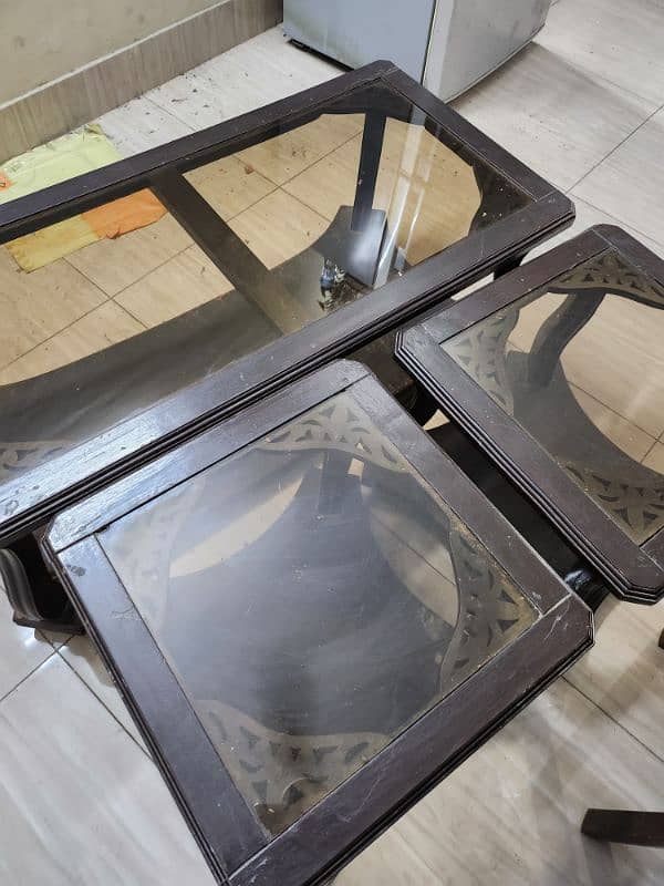 Table Set of 3 Tables with Glass 2