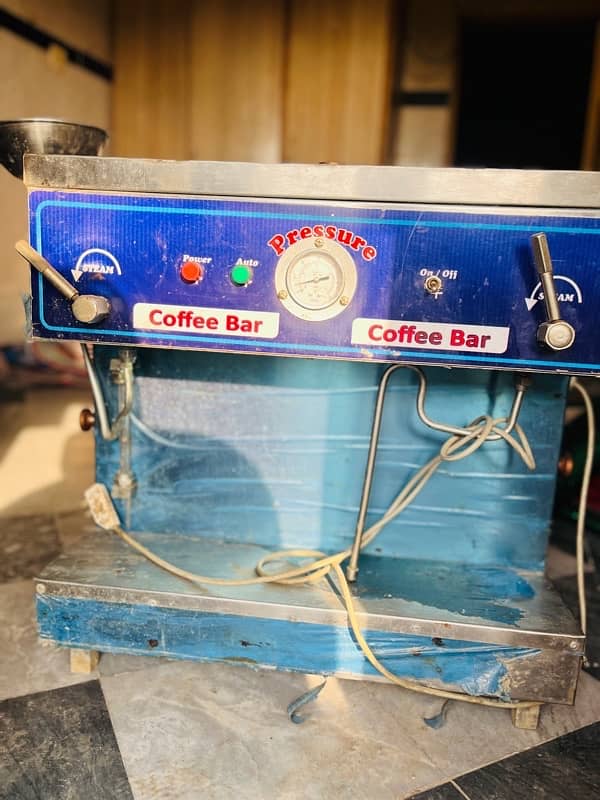 cofee machine and panini machine 0