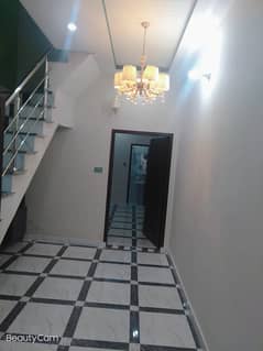 Vip beautiful 3 marla house is available for sale very near to sabzazar lhr