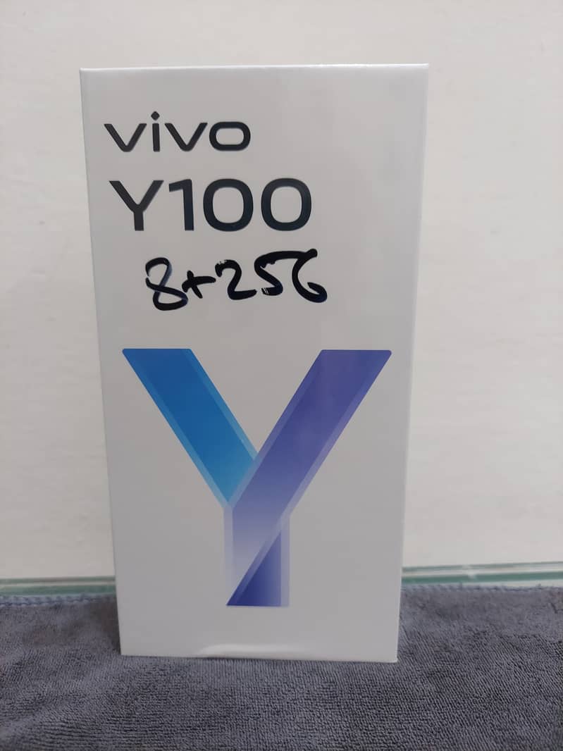 Vivo Y100 0