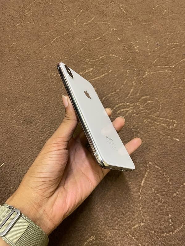 IPhone Xsmax 256 Gb dual Pta approved 3