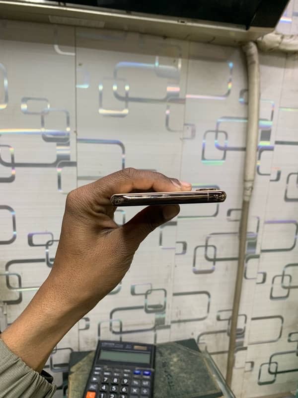 iphone xs max256 factory unlock pta approved dule phlycle 03367350191 4