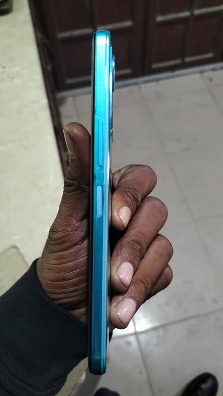 Infinix Note 11 6/128 7