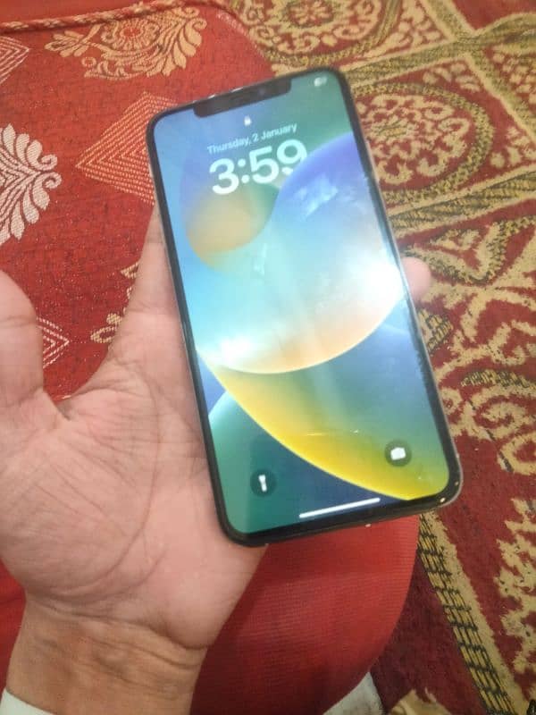 xs max 64 gb condition 10by10 1