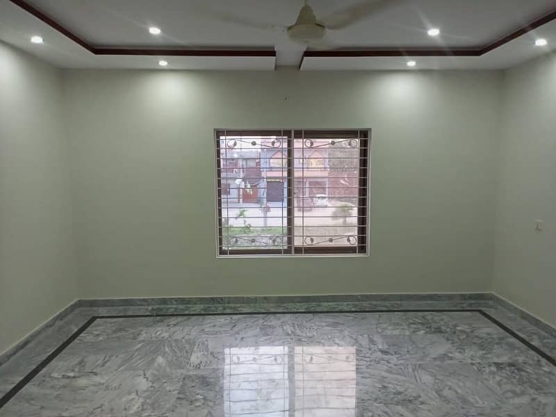 Abrar Estate Offers 1 Kanal Lower Portion For Rent In Audit And Accounts Society 4