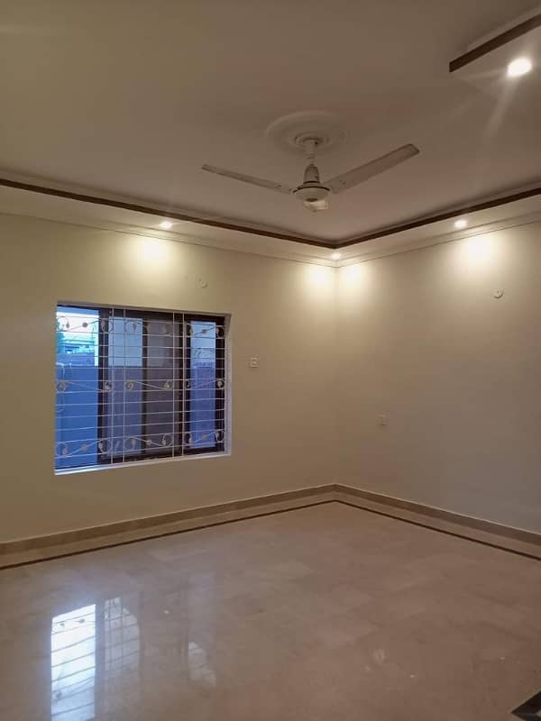 Abrar Estate Offers 1 Kanal Lower Portion For Rent In Audit And Accounts Society 6