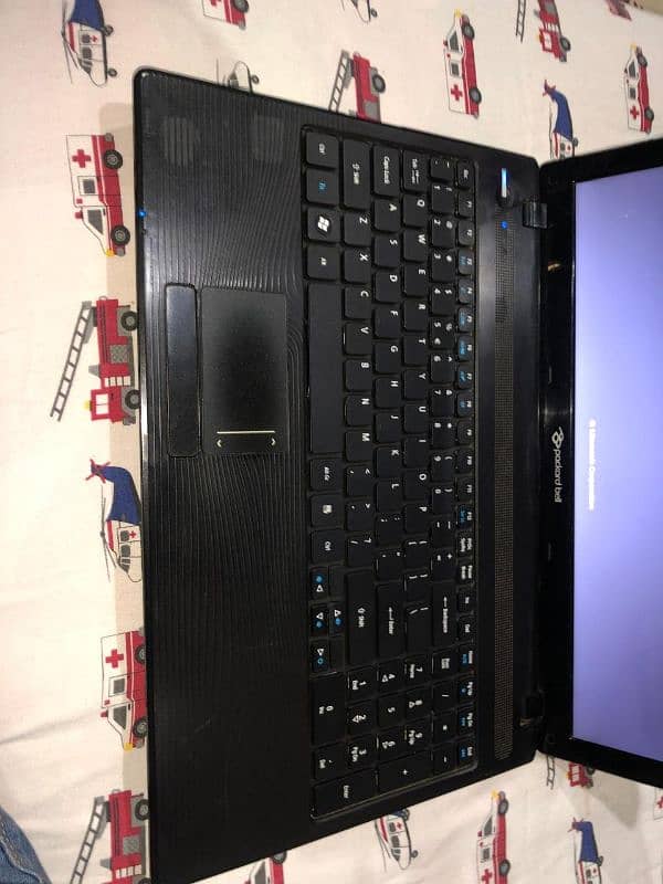 packard bell pew92 laptop 2