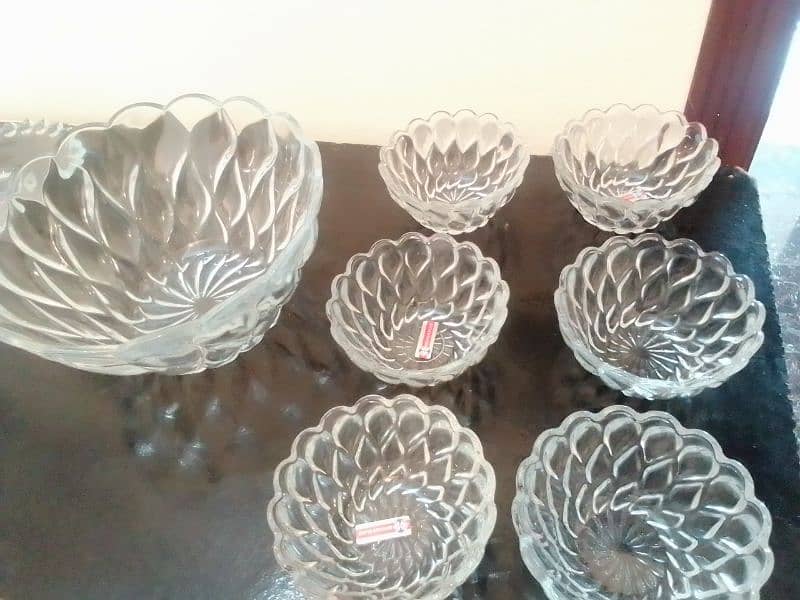 14 PIECE GLASS CAKE N ICE CREAM CUSTARD SET NEW 4